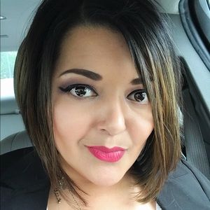 Meet your Posher, Celina
